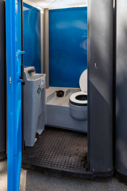 Best Wedding porta potty rental  in Kingsley, MI